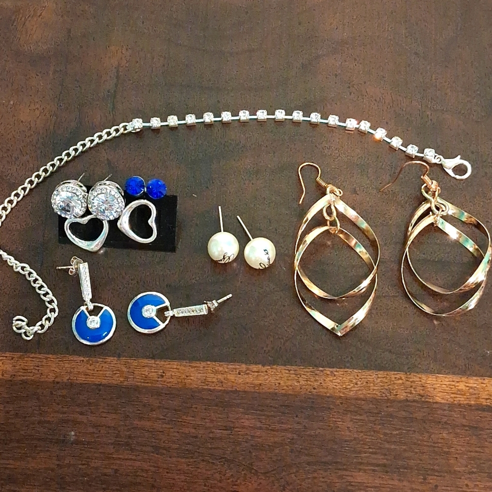 NEW! 7 piece  Silver/ Gold / Rhinestone Jewellery Set 3981